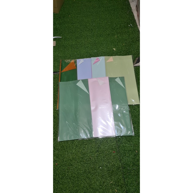 Giấy gói hoa 2 mặt 50k / 20 tờ