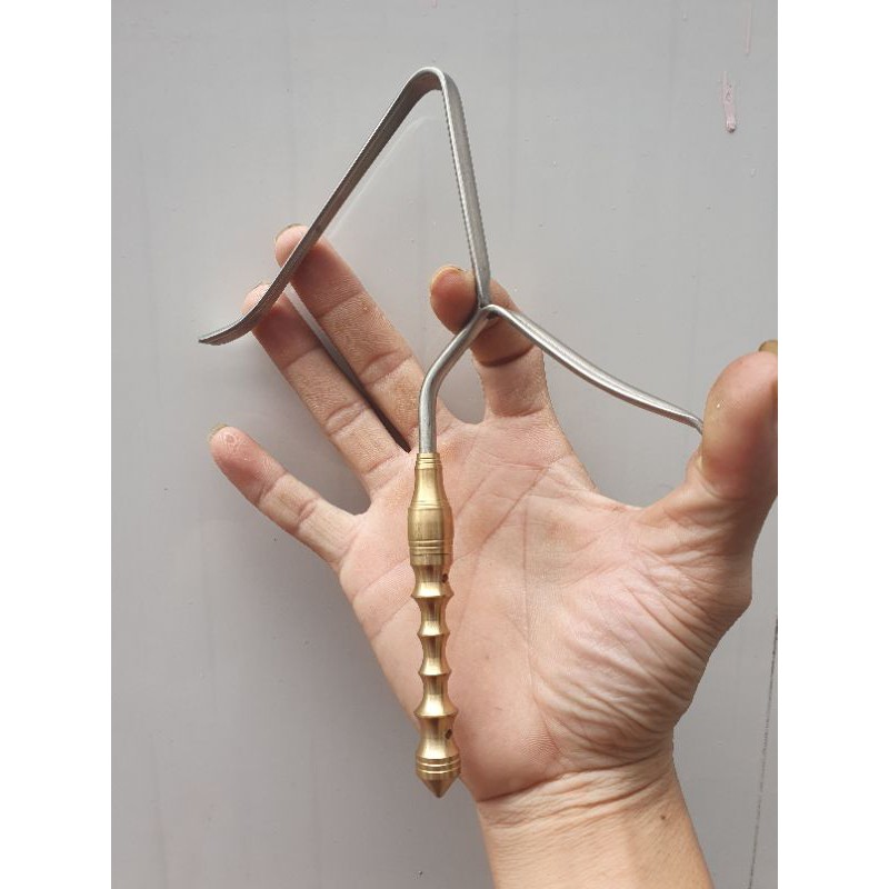 Móc lụp cu gáy móc V lõm