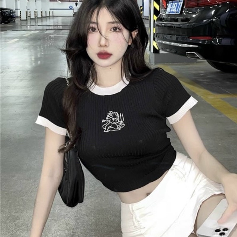 Áo KÌ LÂN GB viền cổ tay croptop tay ngắn cổ tròn Thời Trang Cho Nữ - Thiên Yết