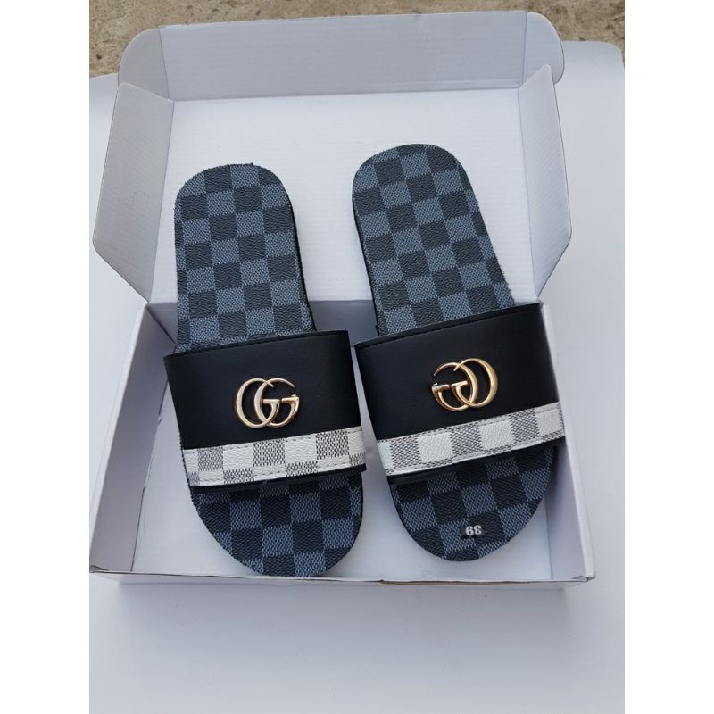 Sandal bản ngang sọc caro