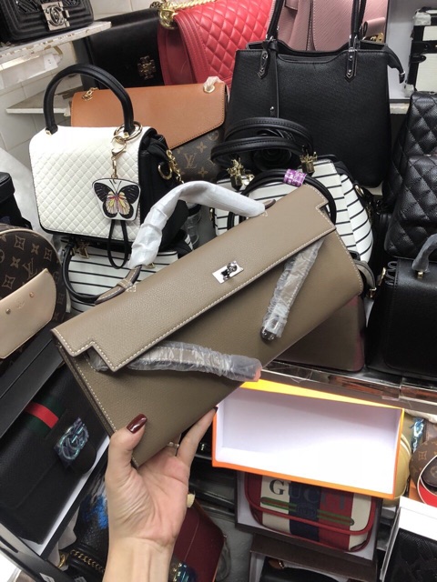 Ví cầm tay mẫu mới da xước