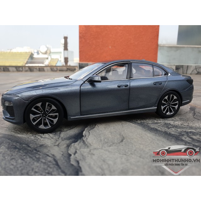 Xe mô hình Vinfast Lux A 2.0, tỉ lệ 1:24