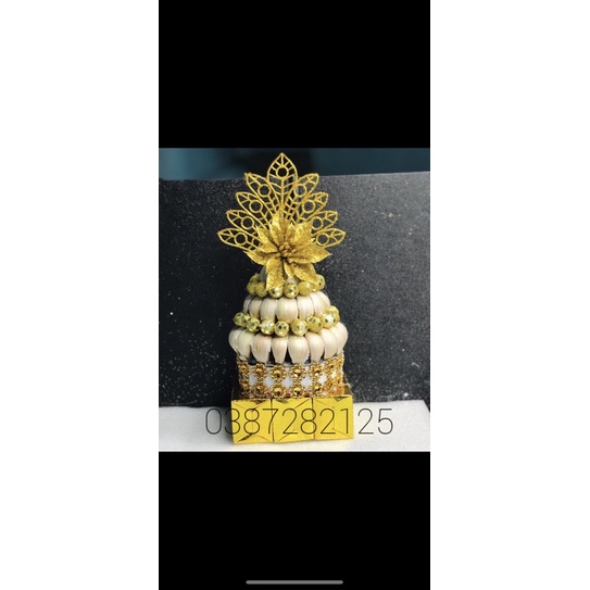 tháp tỏi thần tài