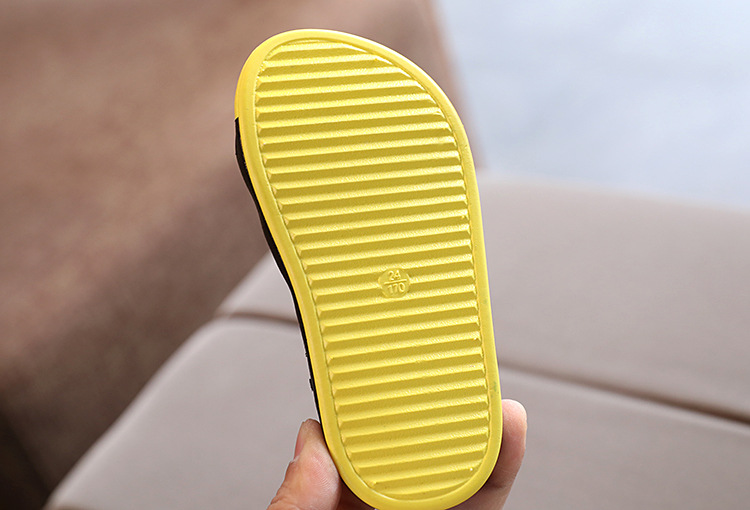 Giày xăng đan đế mềm chống trượt phong cách Hàn Quốc cho bé cỡ 21-36