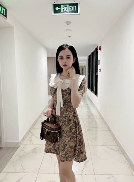 Váy hoa cổ nơ mẫu mới 😍 | BigBuy360 - bigbuy360.vn