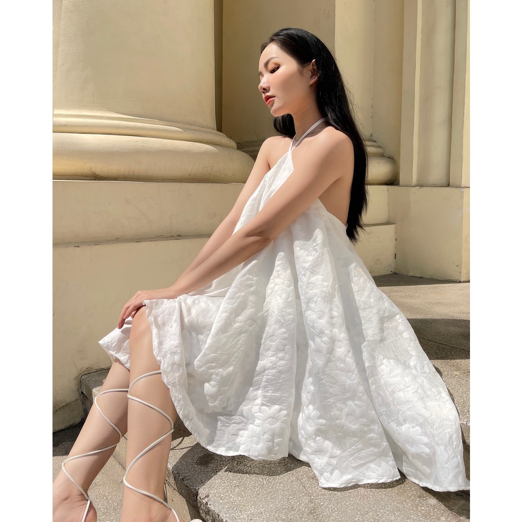 Đầm xoè cổ yếm hoạ tiết hoa - BANHBEO - MS.D0128