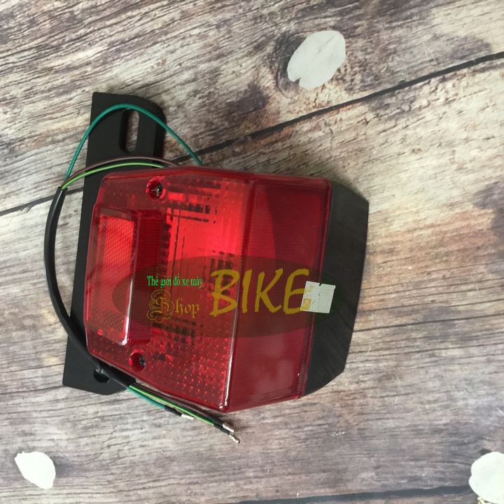 Cụm đèn hậu xe CUB 82  Củ đèn hậu xe Cub 82 - S1739