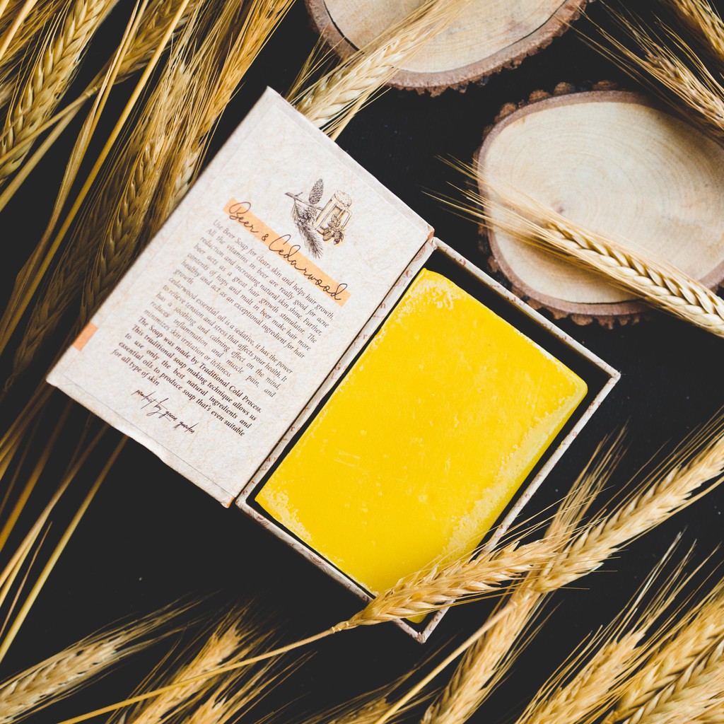 Xà phòng handmade cao cấp Beer  & Gỗ đàn hương từ Green Garden