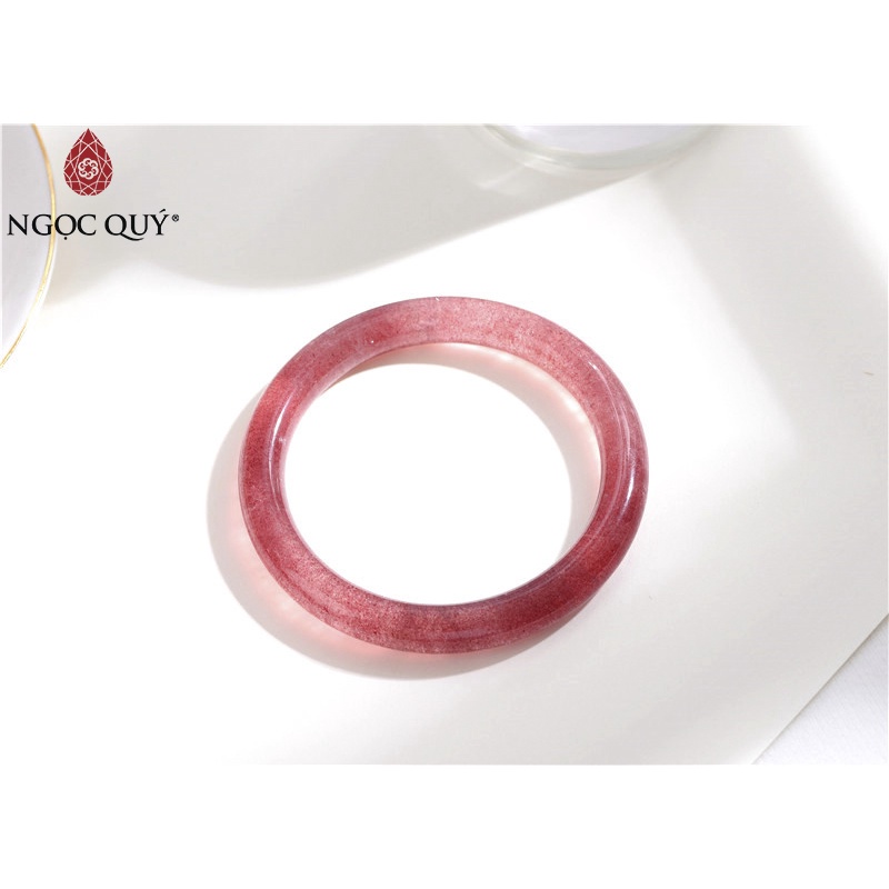 Vòng thạch anh dâu strawberry quartz liền khối - Ngọc Quý
