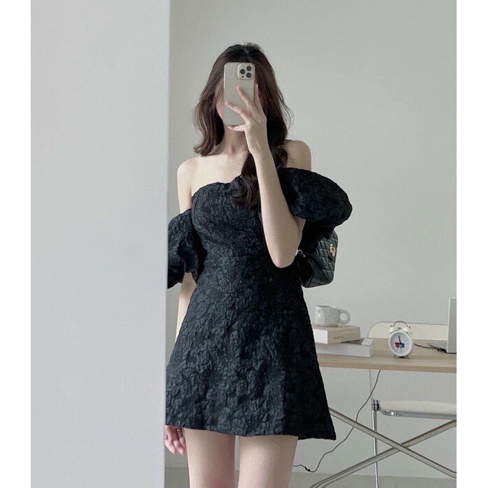 đầm gấm kiểu bệt vai tay bồng hot