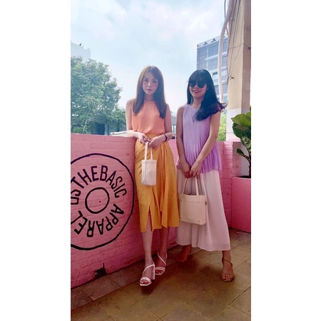 Áo dập ly voan Stradivarius