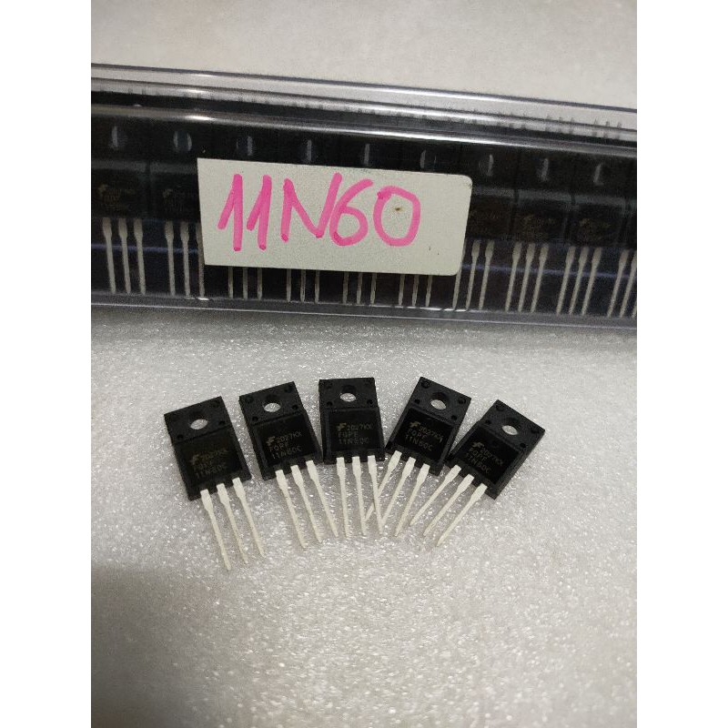 5 Con MOSFET 11N60