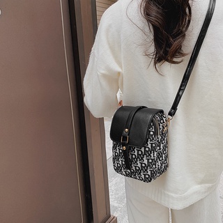 túi dior đựng điện thoại đa dạng