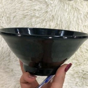 Tô phíp đen đựng chè sầu