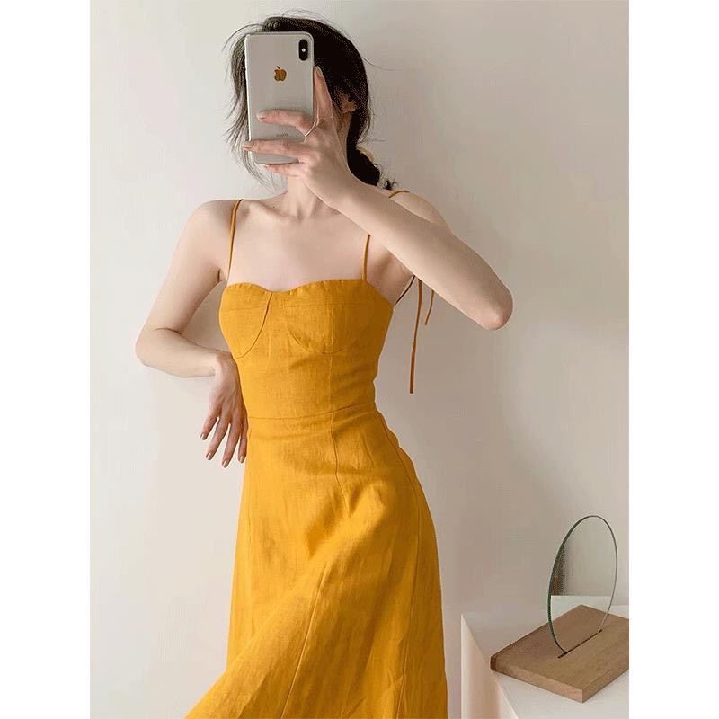 Đầm Vàng Thời Trang 2 Dây Mỏng ReTro