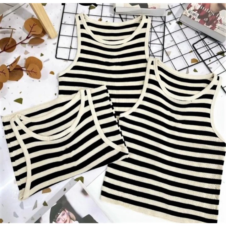 Áo len 3 lỗ kẻ thoáng mát