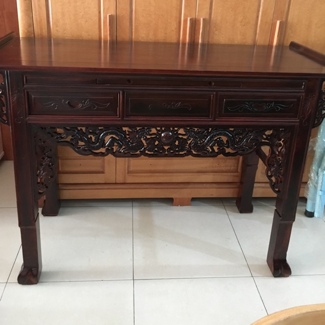 Tủ thờ gia tiên
