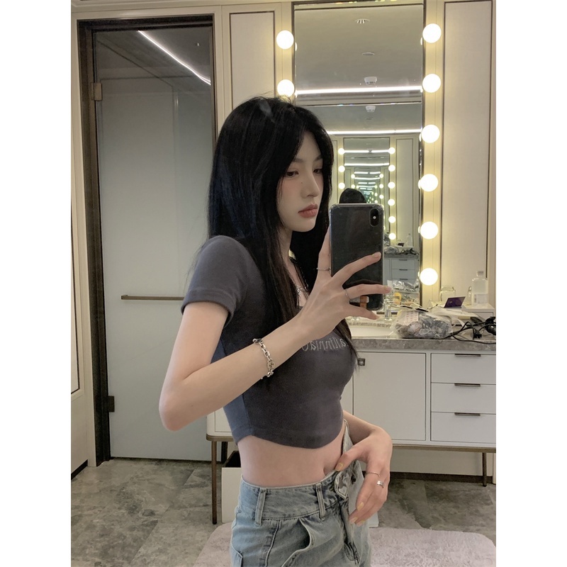 Cocory vn Áo Croptop Tay Ngắn Cổ Vuông Thêu Họa Tiết Thiết Kế Độc Đáo Thời Trang Mùa Hè Quyến Rũ Cho Nữ