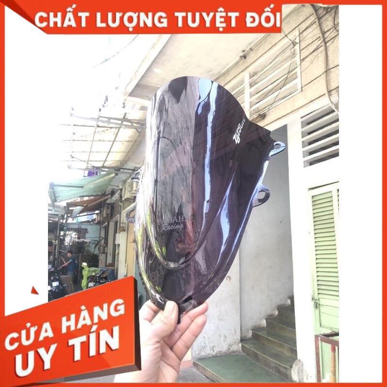Kính chắn gió zero gravity yamaha r15 r15v3 lắp như zin  siêu đẹp cao và to hơn mẫu cũ giúp chắn gió tốt h sale