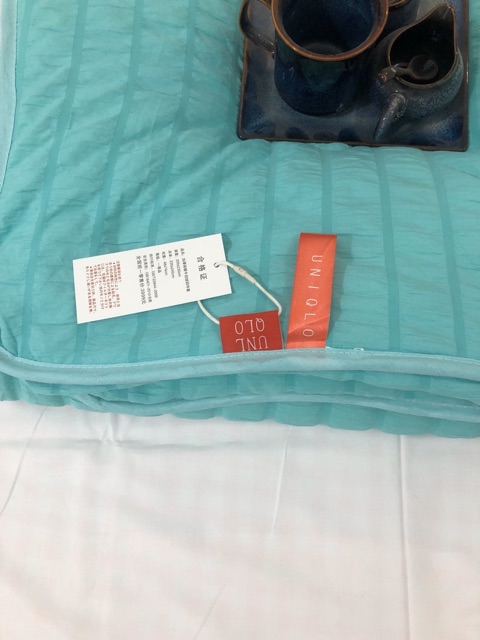 Chăn hè uniqlo