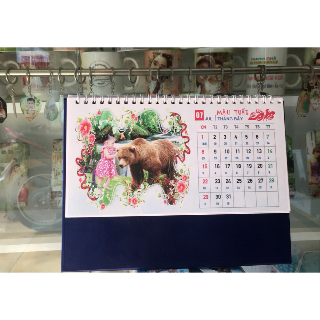 Lịch để bàn in hình em bé