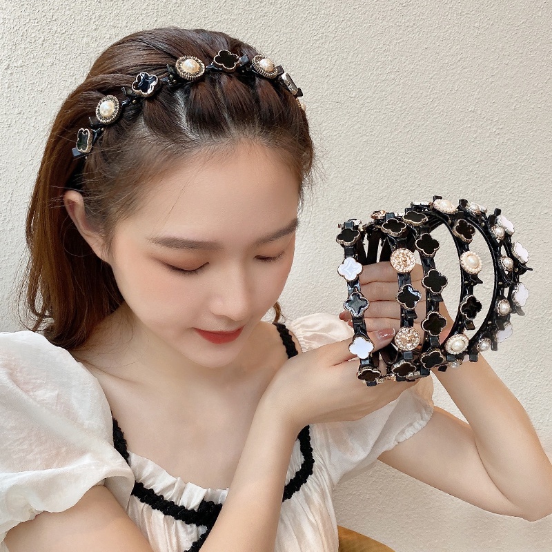 Cài Tóc Cỏ Bốn Lá Đính Hạt Ngọc Trai Giả Màu Đen Phong Cách Vintage Hàn Quốc