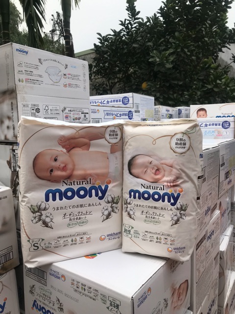 [𝗦𝗵𝗶𝗽 𝗵𝗼𝗮̉ 𝘁𝗼̂́𝗰] Tã/bỉm dán/quần MOONY NATURAL/MOONY XANH Nhật Bản Nb63/S58/M46/L38-L36/XL32