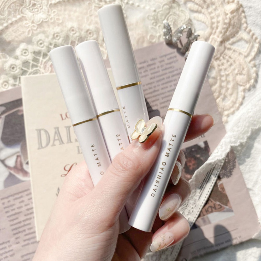 (Hàng Mới Về) Bộ 4 Son Kem Lì Cho Màu Mượt Mà Lâu Trôi Và Dưỡng Ẩm Môi | BigBuy360 - bigbuy360.vn