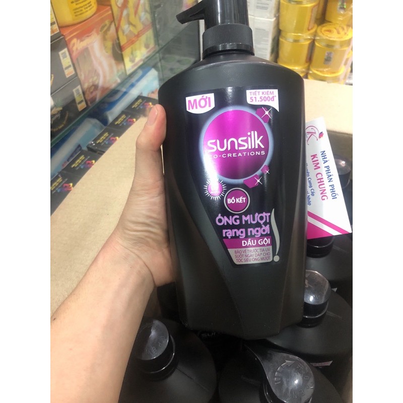 Dầu gội Sunsilk 900g (Màu Đen, màu vàng)