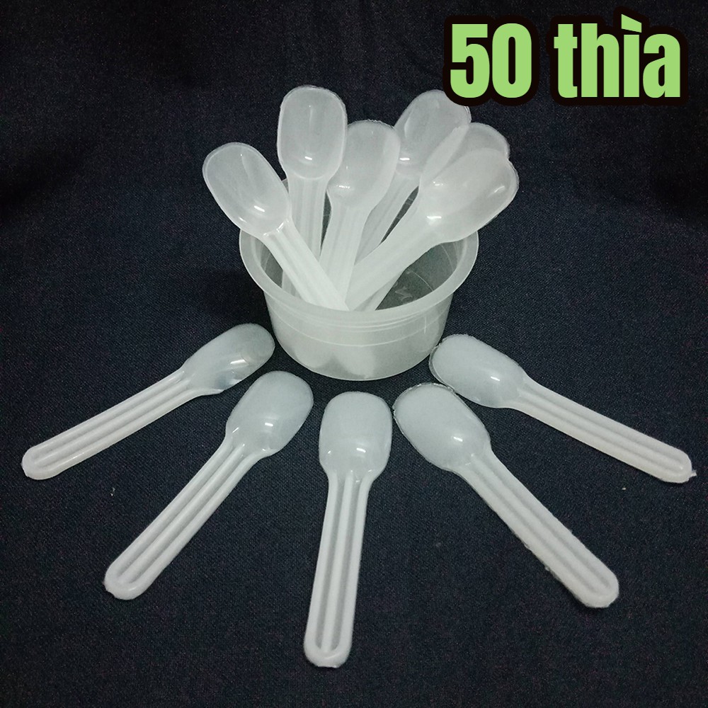 50 thìa muỗng nhỏ nhựa trắng loại xịn dùng ăn sữa chua, bánh flan, kem, rau câu