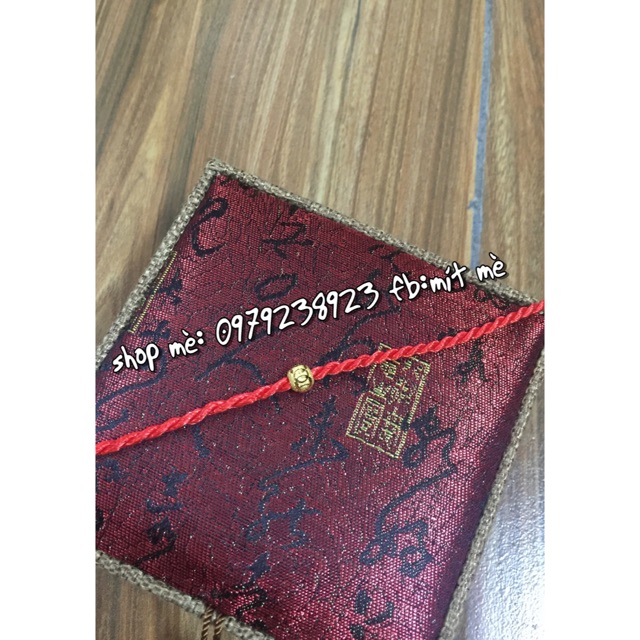 Vòng dây đỏ may mắn hạt bi