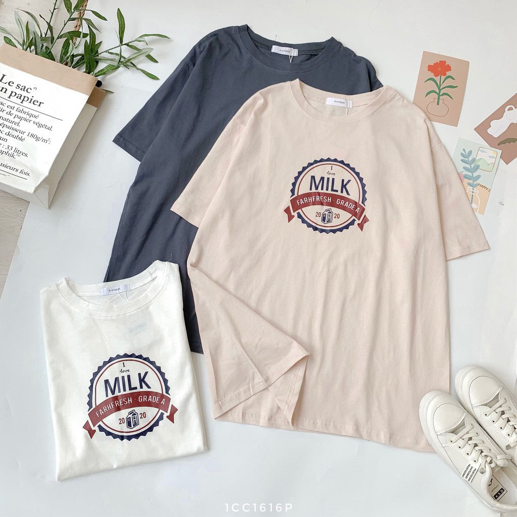 Áo phông hoạ tiết chữ Milk freeszie Friday | BigBuy360 - bigbuy360.vn
