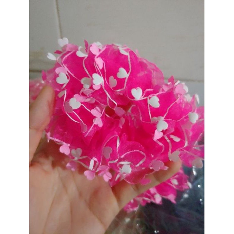 Dây buộc tóc cho bé đi múa
