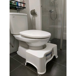 Gác chân bồn cầu cho em bé, người già - Hàng Thái Lan