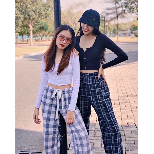 Áo Croptop Dài Tay Có Cúc Bấm Trước Áo Kiểu Nữ Chất Liệu Thun Mềm Mại - Titifa Shop