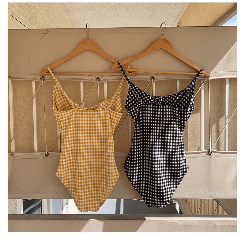 (ORDER) Bikini kẻ sọc vàng thắt nơ ngực hở eo gợi cảm Hàn Quốc | BigBuy360 - bigbuy360.vn