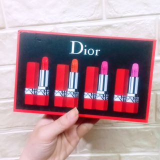 Set son sáp dior 4 cây đỏ