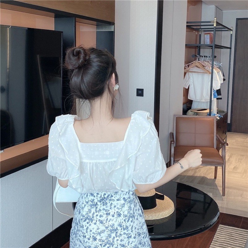 Áo cổ vuông ngắn tay chấm bi bèo dọc Maina