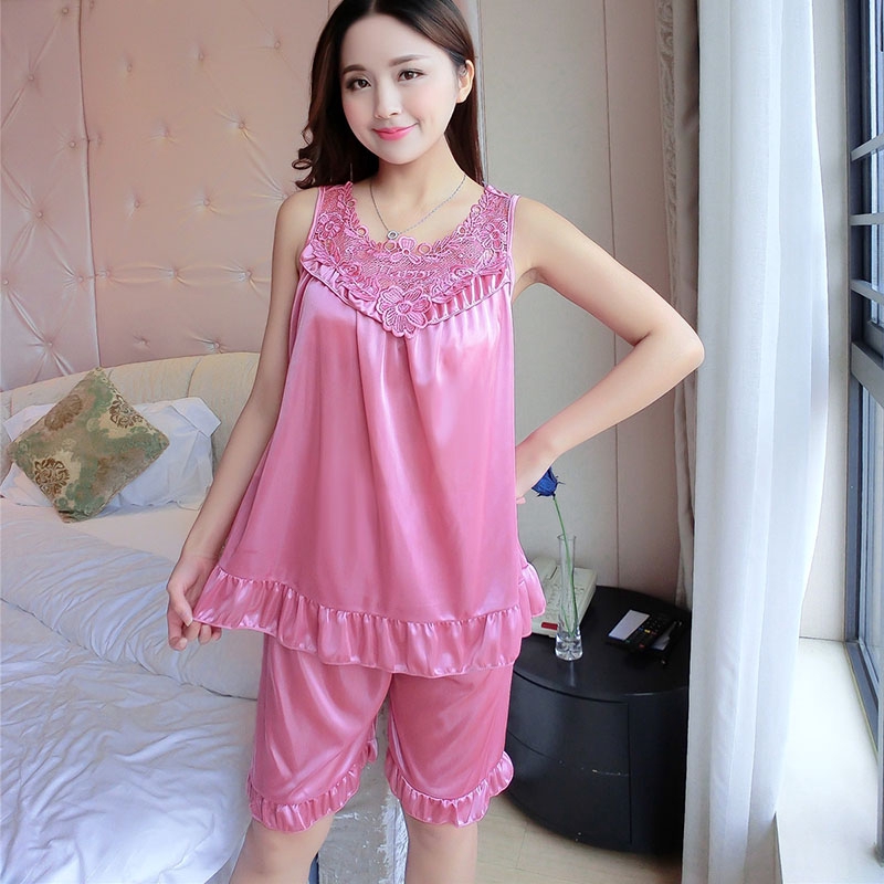 Bộ Đồ Ngủ Vải Lụa Satin Không Tay Phối Quần Short Thời Trang Mùa Hè Quyến Rũ Cho Nữ
