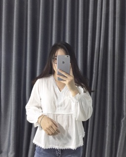 áo kiểu ren cổ v