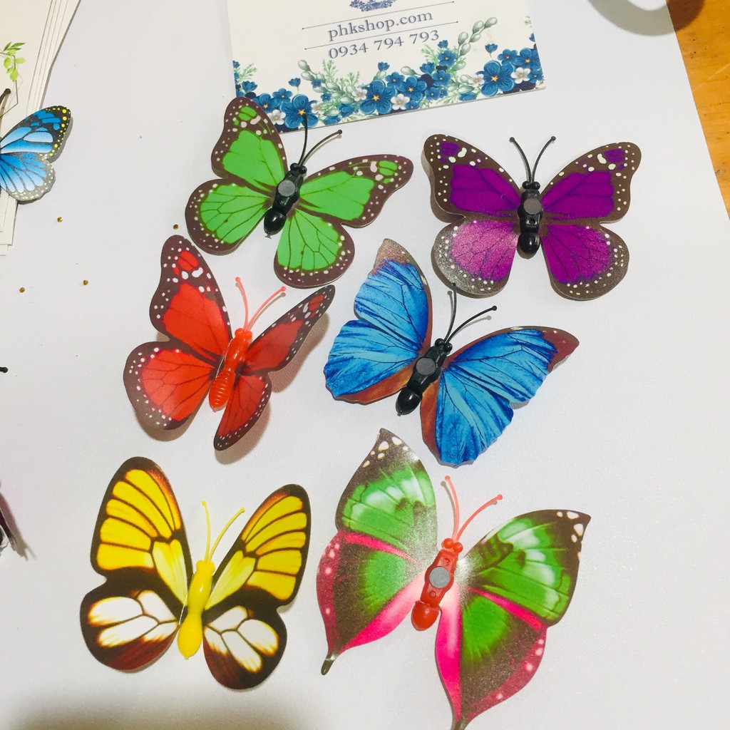 1 con bướm trang trí rực rỡ có nam châm hít cố định size 4.5cm