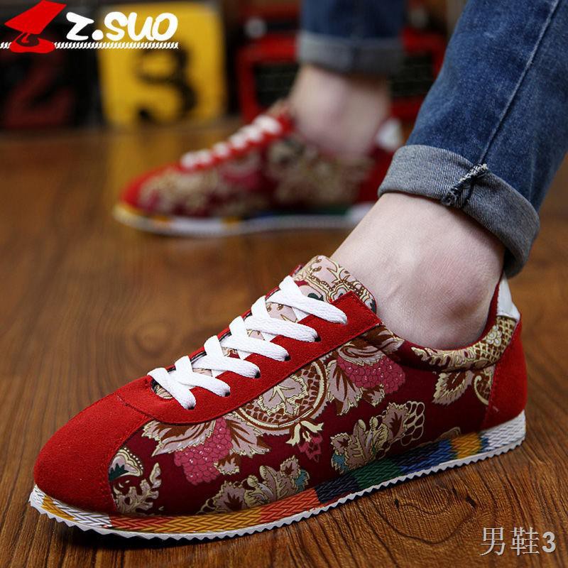 Giày nam lưới màu đỏ mới vải đi bộ mùa hè phong cách Trung Quốc tinh thần xã hội chàng trai người nổi tiếng thể t