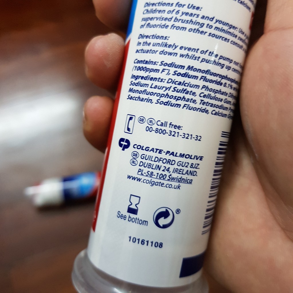 Kem đánh răng Colgate 100ml - Mỹ