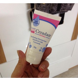 Kem dưỡng ẩm Ceradan cho bé từ sơ sinh