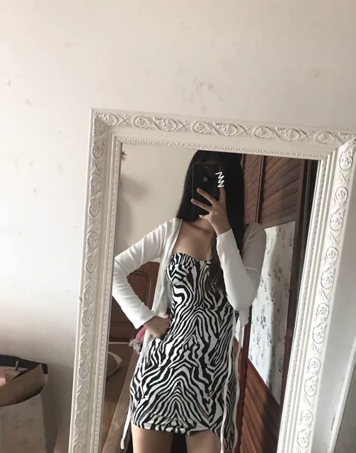 Đầm body 2 dây sọc vằn sang chảnh