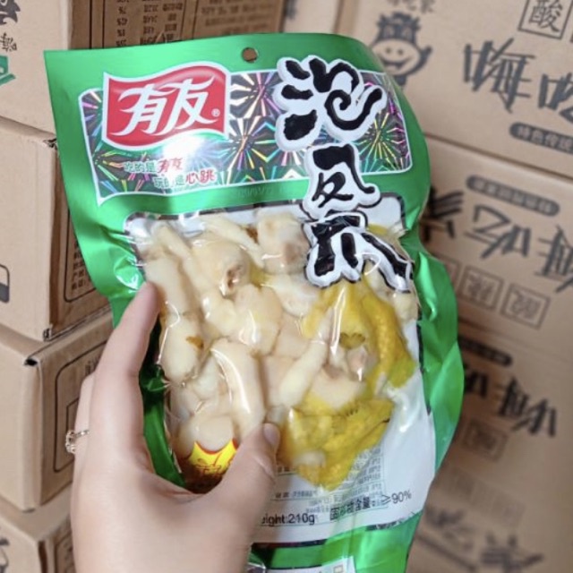Chân Gà Cay Yuyu 180g 210g