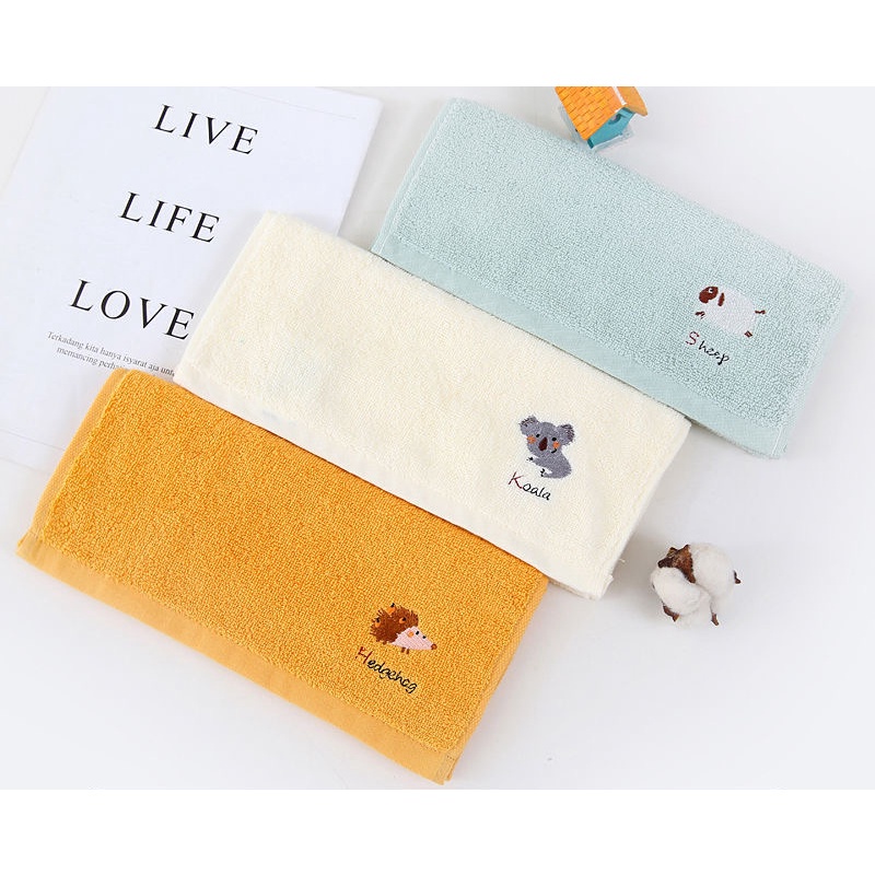 Set 3 Khăn Lau Mặt Vải Cotton Mềm Thấm Hút Tốt In Họa Tiết Hoạt Hình Dễ Thương Cho Bé