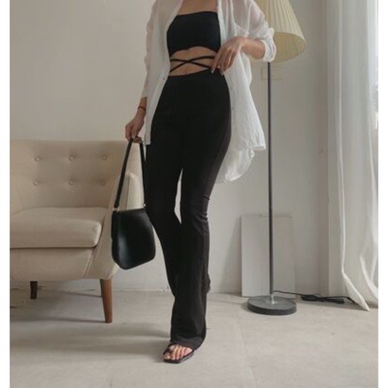 Quần ống loe lưng cao tôn dáng