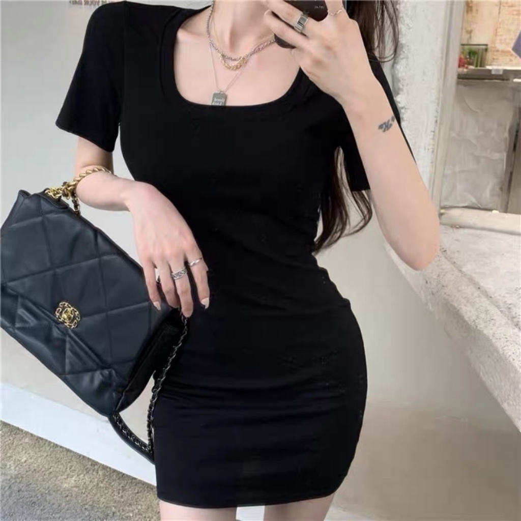 Đầm nữ ngắn tay body cổ U - Váy body dáng ngắn phong cách Hàn Quốc
