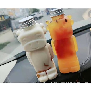 Chai nhựa trâu đựng trà sữa, nước ép hoa quả 500ml có nắp đậy bằng nhôm và dây đeo, mũ len